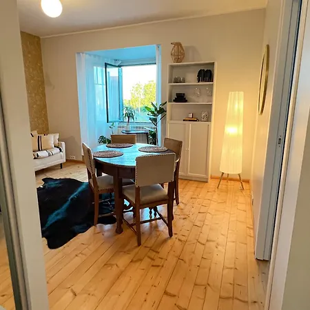 Monus Olemine Suedames Apartment Torva